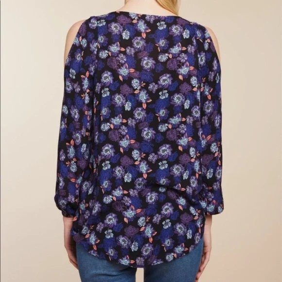 Jessica Simpson Cold Shoulder Nursing Top Blouse - Size S - Picture 4 of 8